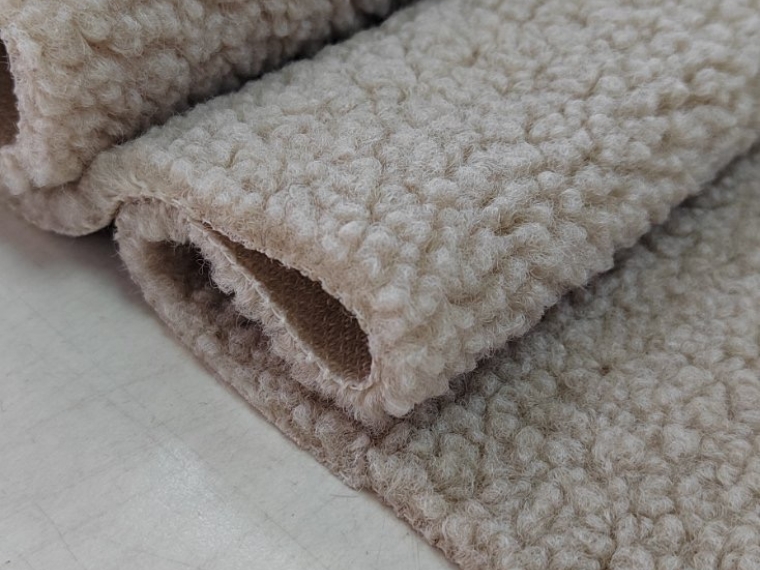 Дубленка светло-коричневый