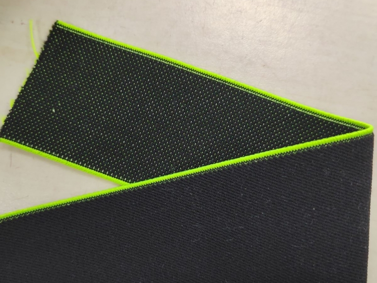 Резинка 5 см черная/салатовая