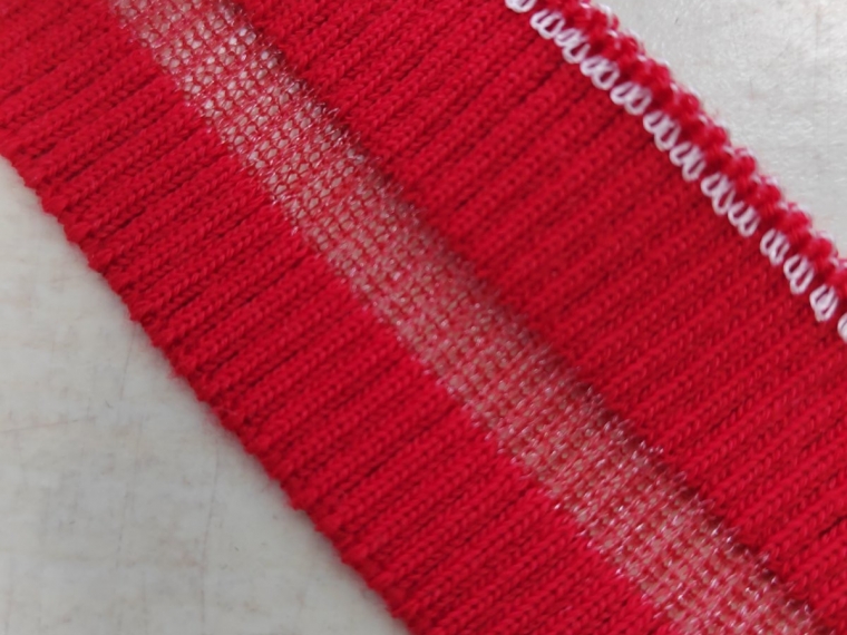 Довяз красный 3,5*85 см