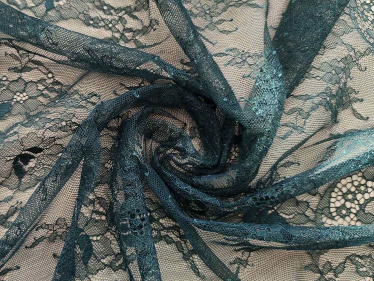 Кружевное полотно "реснички" изумрудный