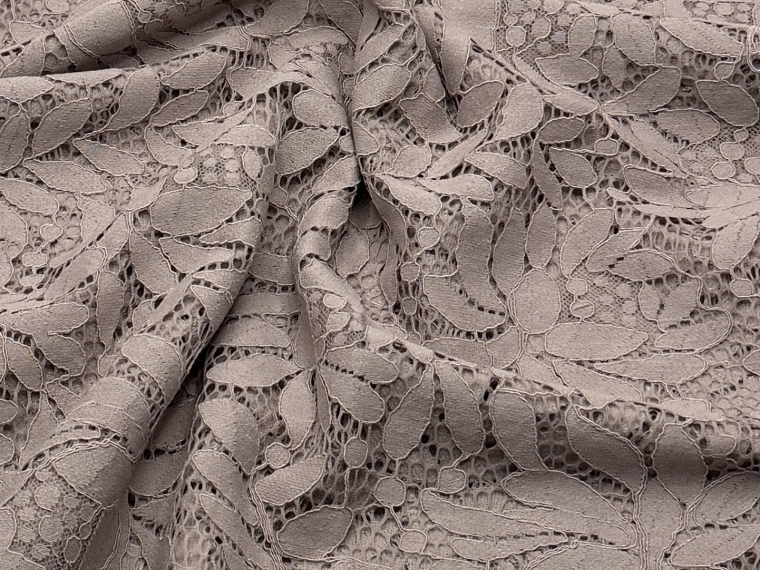 Гипюр розовый