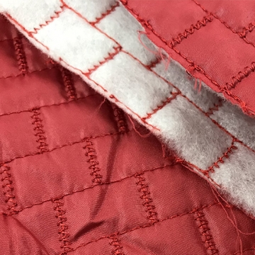 Курточная ткань стеганая красная