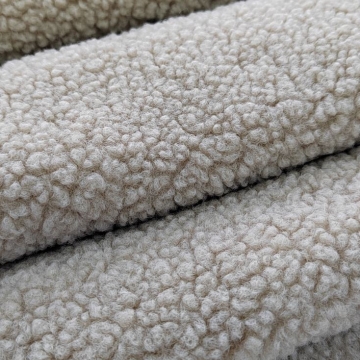 Дубленка светло-коричневый