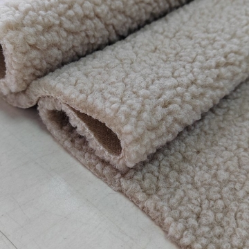 Дубленка светло-коричневый