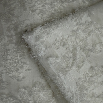 Ткань блузочная жаккард на шифоне молочный