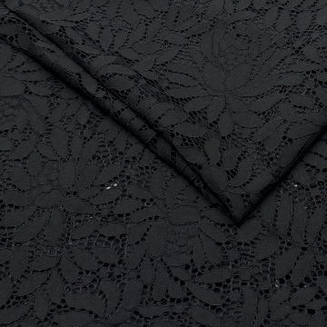 Гипюр черный