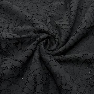 Гипюр черный